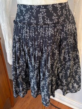 Lightwieght Silk and Cotton blend Floral Skirt with Pleated Detail, boho, summer